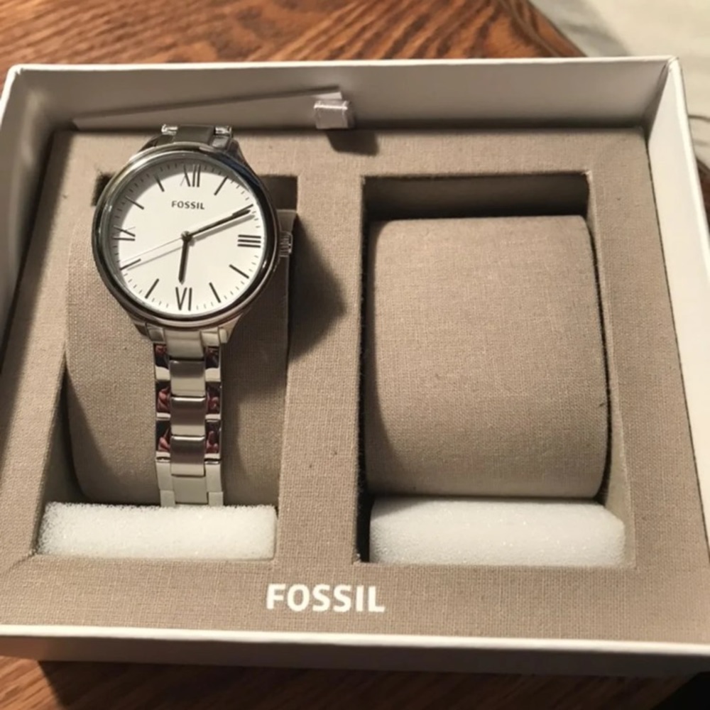 Fossil watch